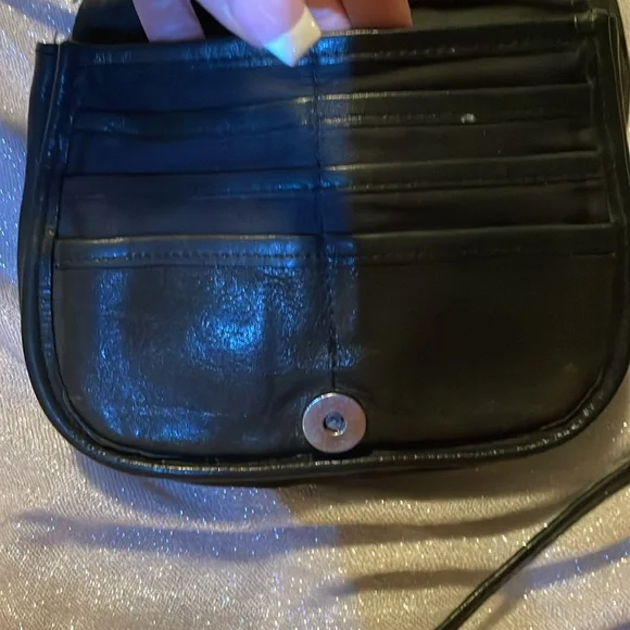 Fossil VINTAGE black leather crossbody - Picture 14 of 16